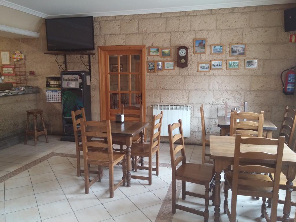 Puerta De Caderechas Villa Terminon ภายนอก รูปภาพ