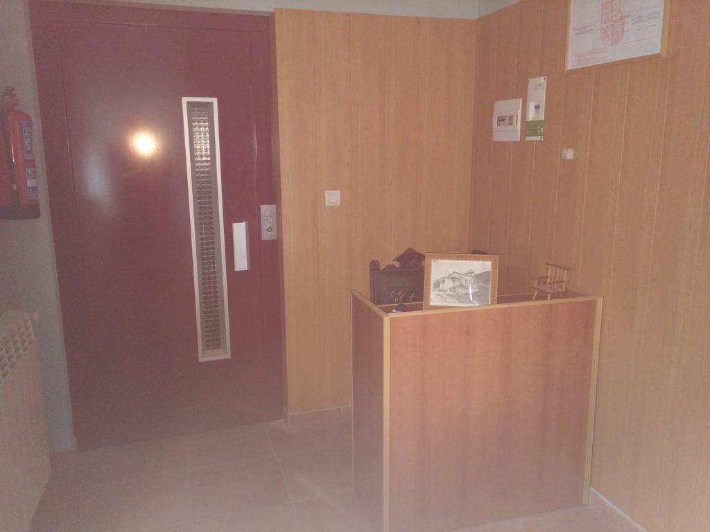 Puerta De Caderechas Villa Terminon ภายนอก รูปภาพ