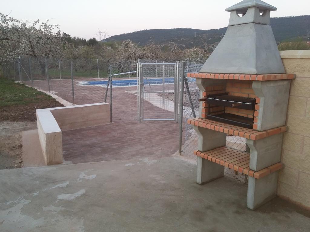 Puerta De Caderechas Villa Terminon ภายนอก รูปภาพ